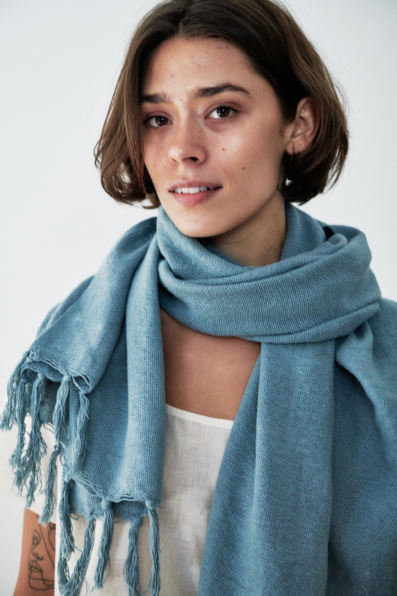 ALMAZ Scarf • CLOUD BLUE